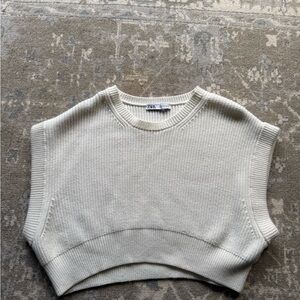 Zara Off-White Knit Sleeveless Top